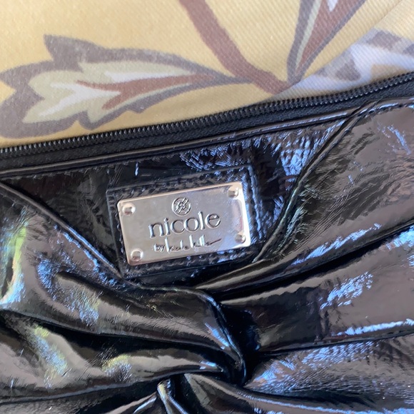 Nicole by Nicole Miller wristlet clutch - Picture 3 of 6